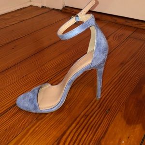 Light blue high heels (Never been worn)